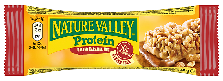 Barretta Nature Valley Protein Salted Caramel Nut in confezione gialla con etichetta senza glutine e 10 g di proteine per barretta.
